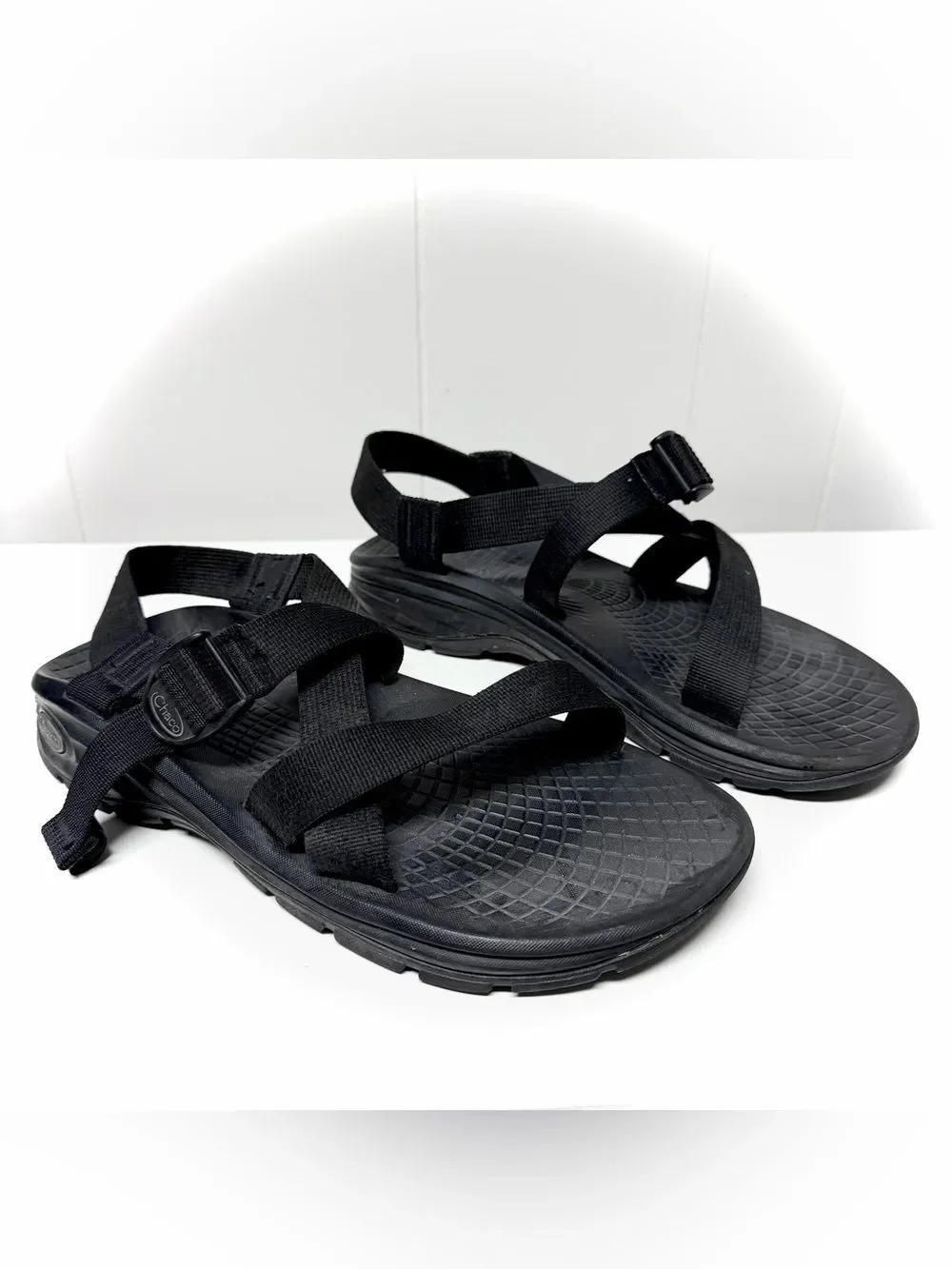 Chaco Men’s Zvolv 2 Black Sandals Size 10